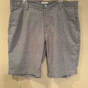 Peter Millar men’s size 38 Shackelford bottle opener performance shorts-gray